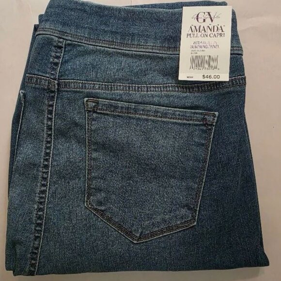 Petite Gloria Vanderbilt Amanda Pull On Cap ... Color: Essen W Whiskers Size: 12 - Picture 2 of 4